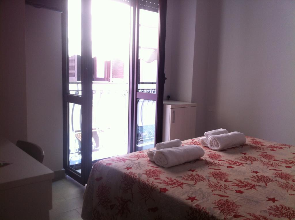 Meuble Leonetti Bed & Breakfast Чентола Екстериор снимка